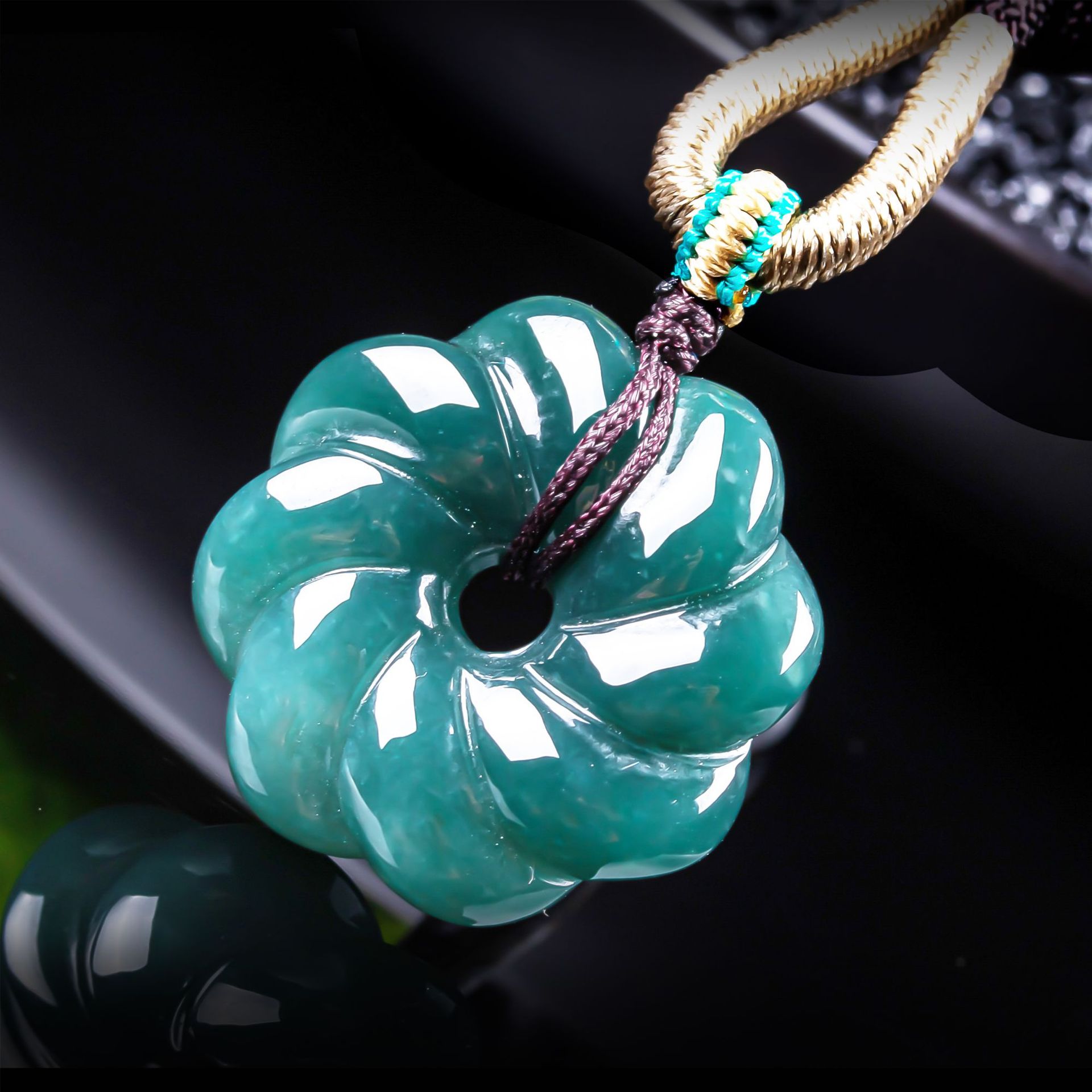 Women Accessories Products - Naturalny naszyjnik z jadeitu birmańskiego w